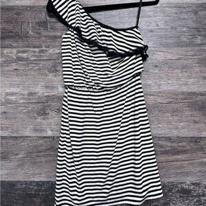 White House Black Market Black and White One Shoulder Dress
